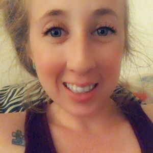 Meet your Posher, Alina